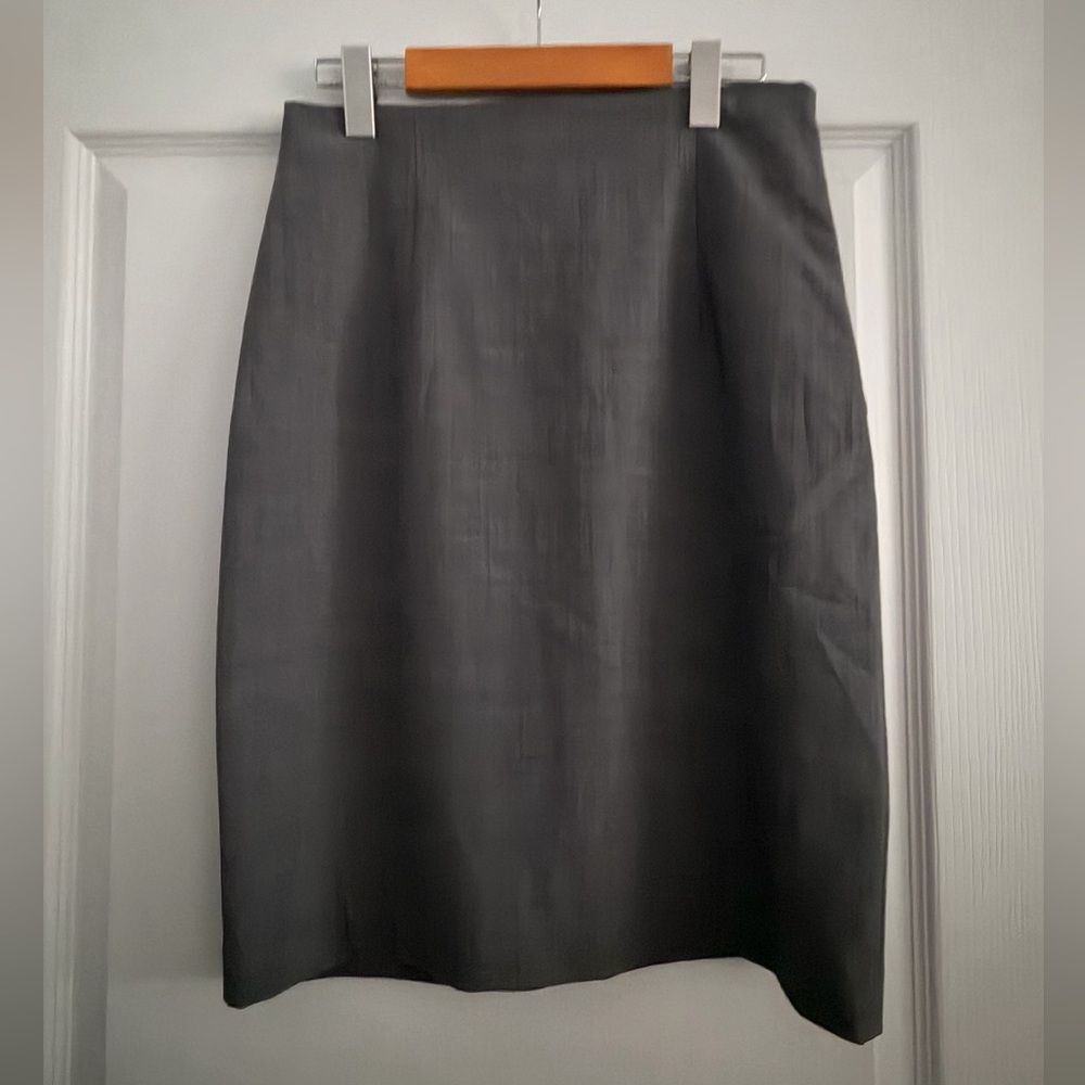 New Aritzia Dark Gray Pencil Skirt